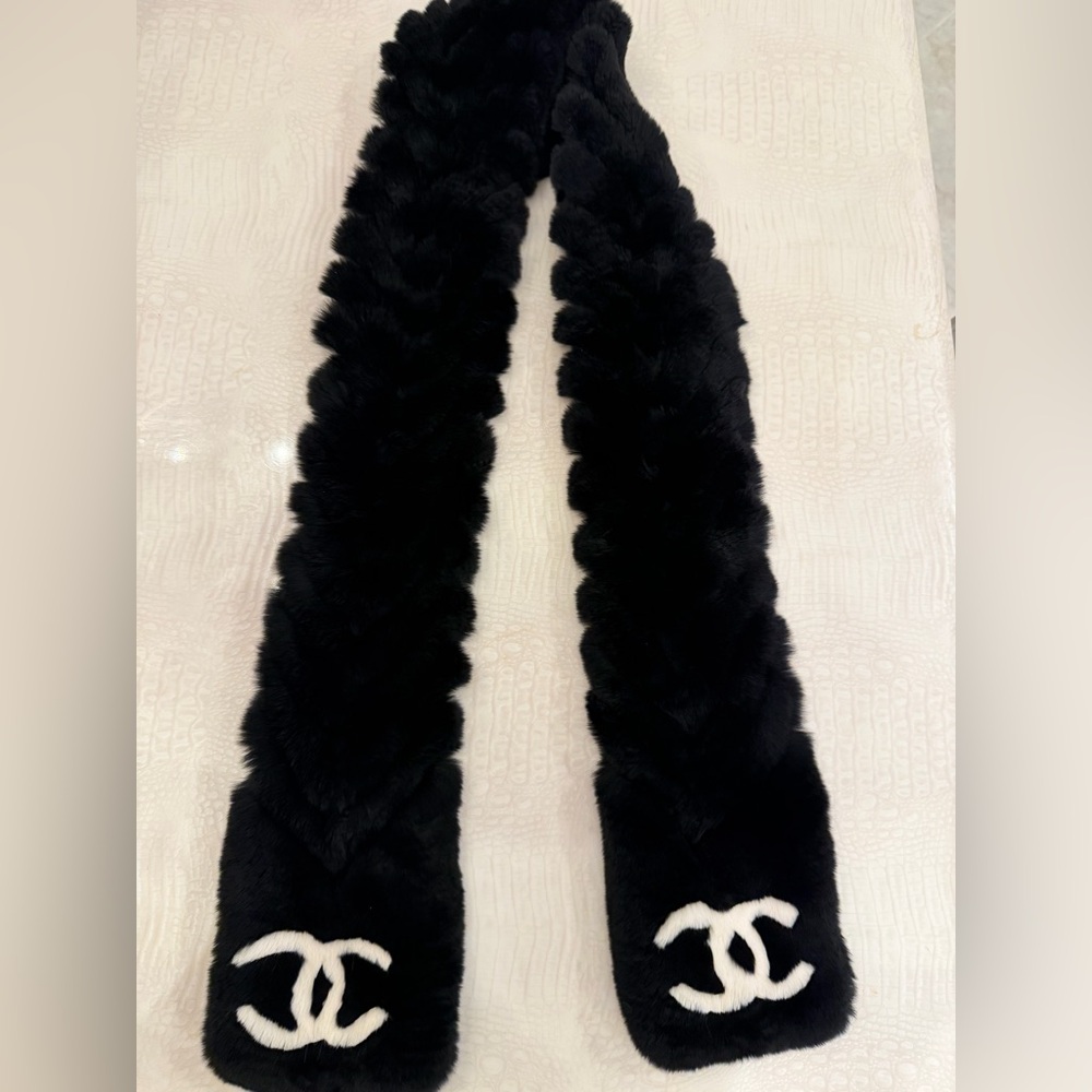 Chanel Black Fur Scarf